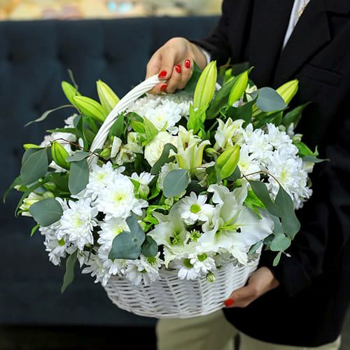 Корзинка радости от 13 600 руб.